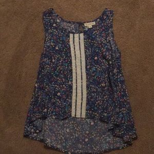 Comfortable city day stroll